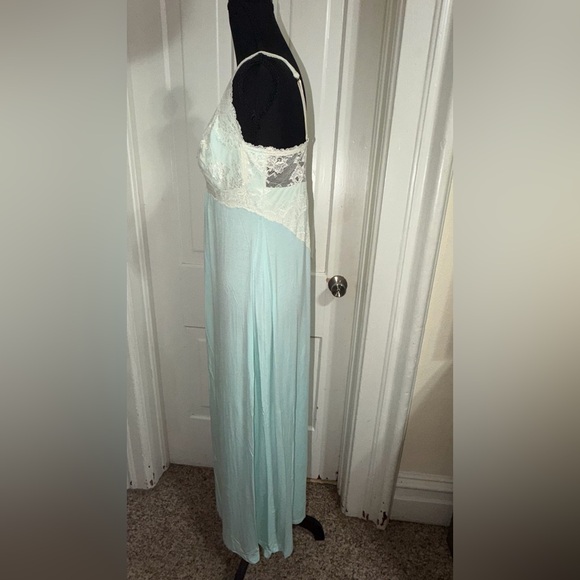 Women’s size medium Lace Trim Chemise - Soft Blue, nightgown - Picture 5 of 6